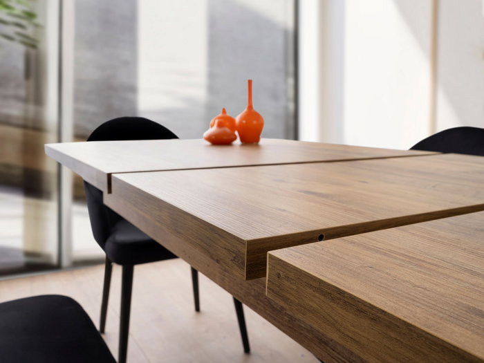 Hanah Home Mesa de Comedor Extensible Marrón